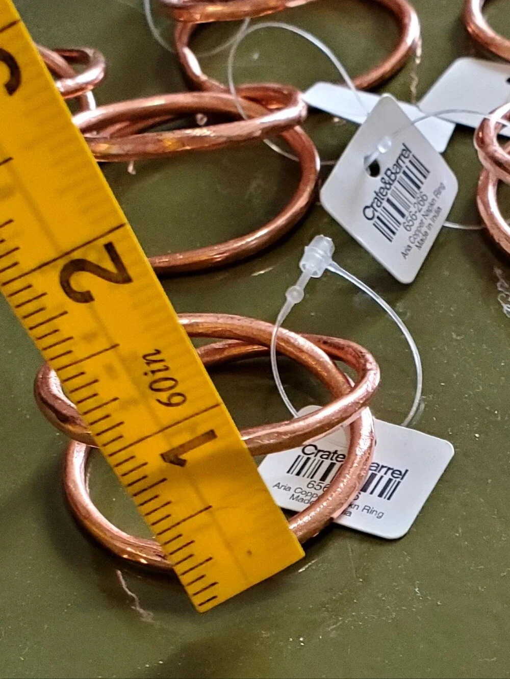 Crate&Barrel 8 ARIA Elegant Minimalist Copper Interlocking Ring Napkin Rings NWT